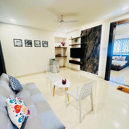 Goa Junction - Spacious 1Bhk Apartments In Vagator With Pool Access Ngoại thất bức ảnh