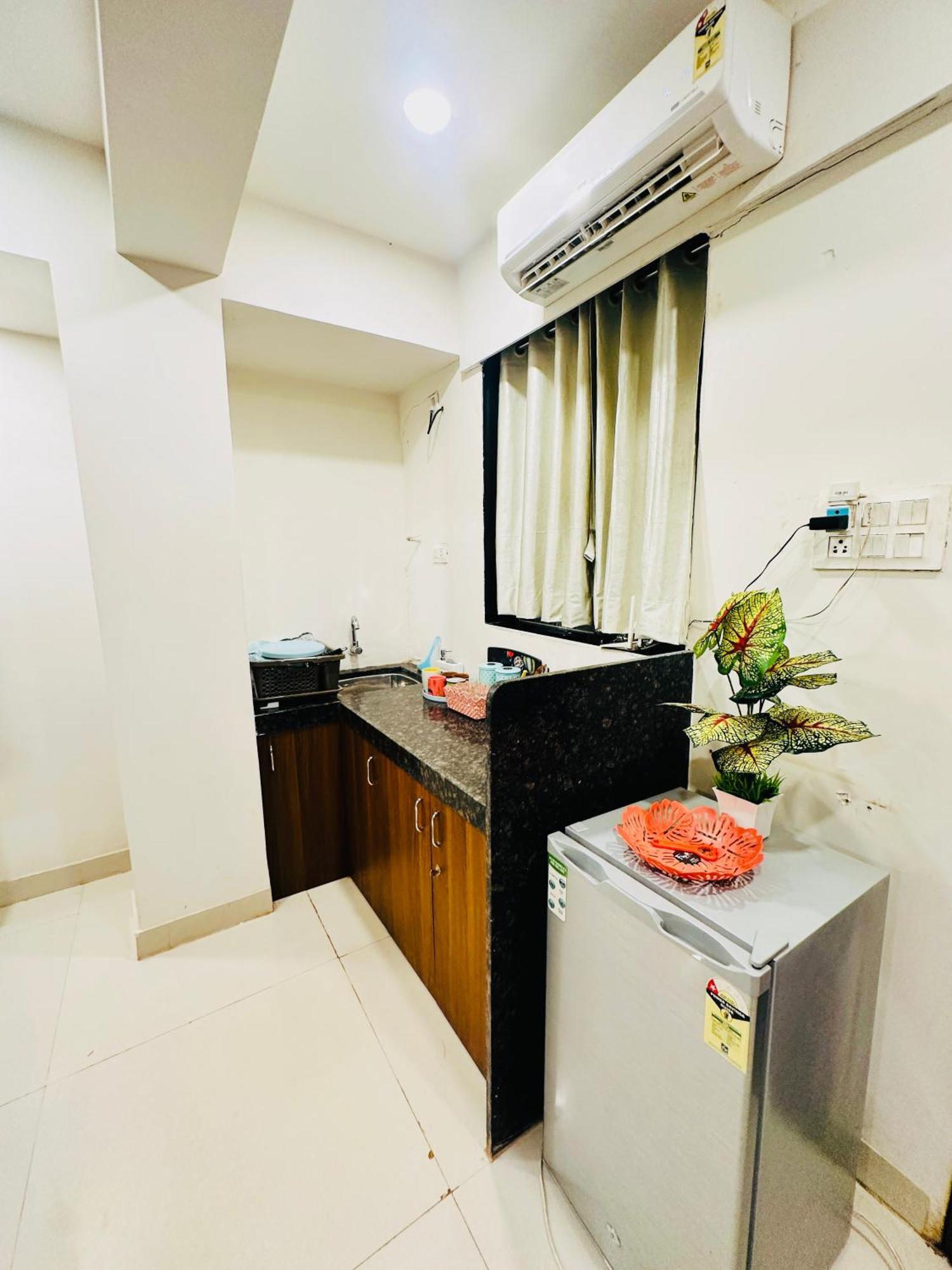 Goa Junction - Spacious 1Bhk Apartments In Vagator With Pool Access Ngoại thất bức ảnh